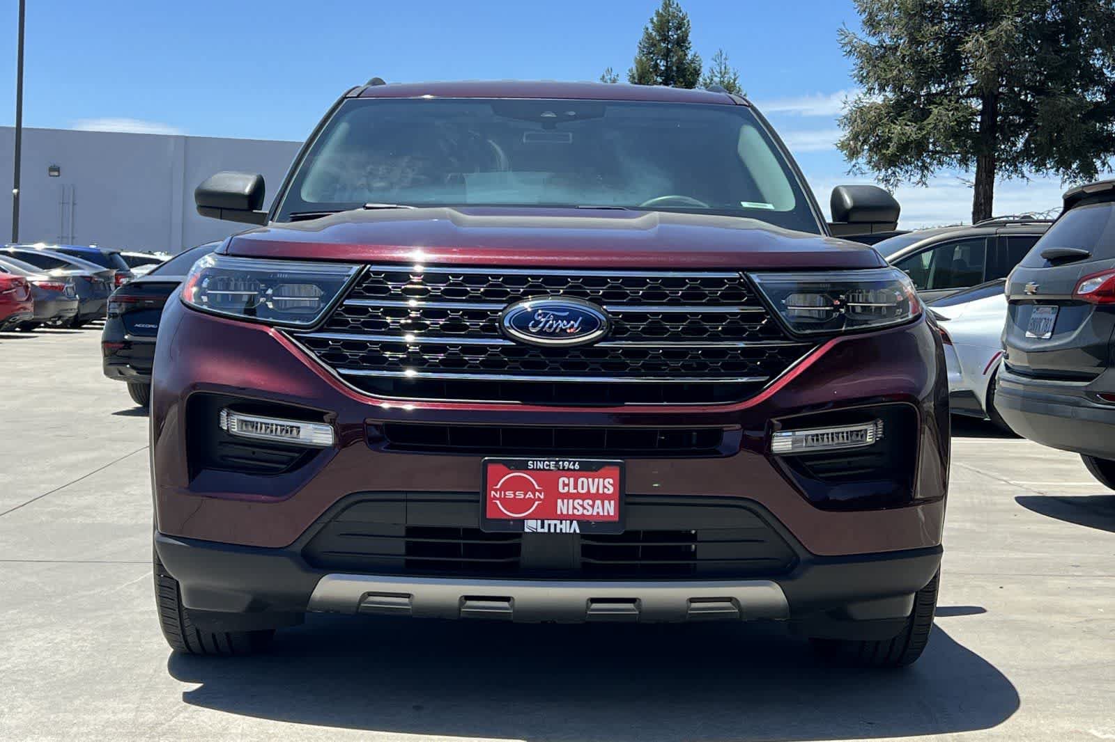 Used 2022 Ford Explorer XLT w/ Equipment Group 202A RWD image 11