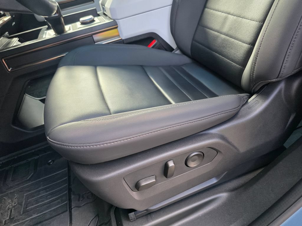 Used 2024 GMC Hummer EV 3X w/ Omega Edition AWD/4WD image 12