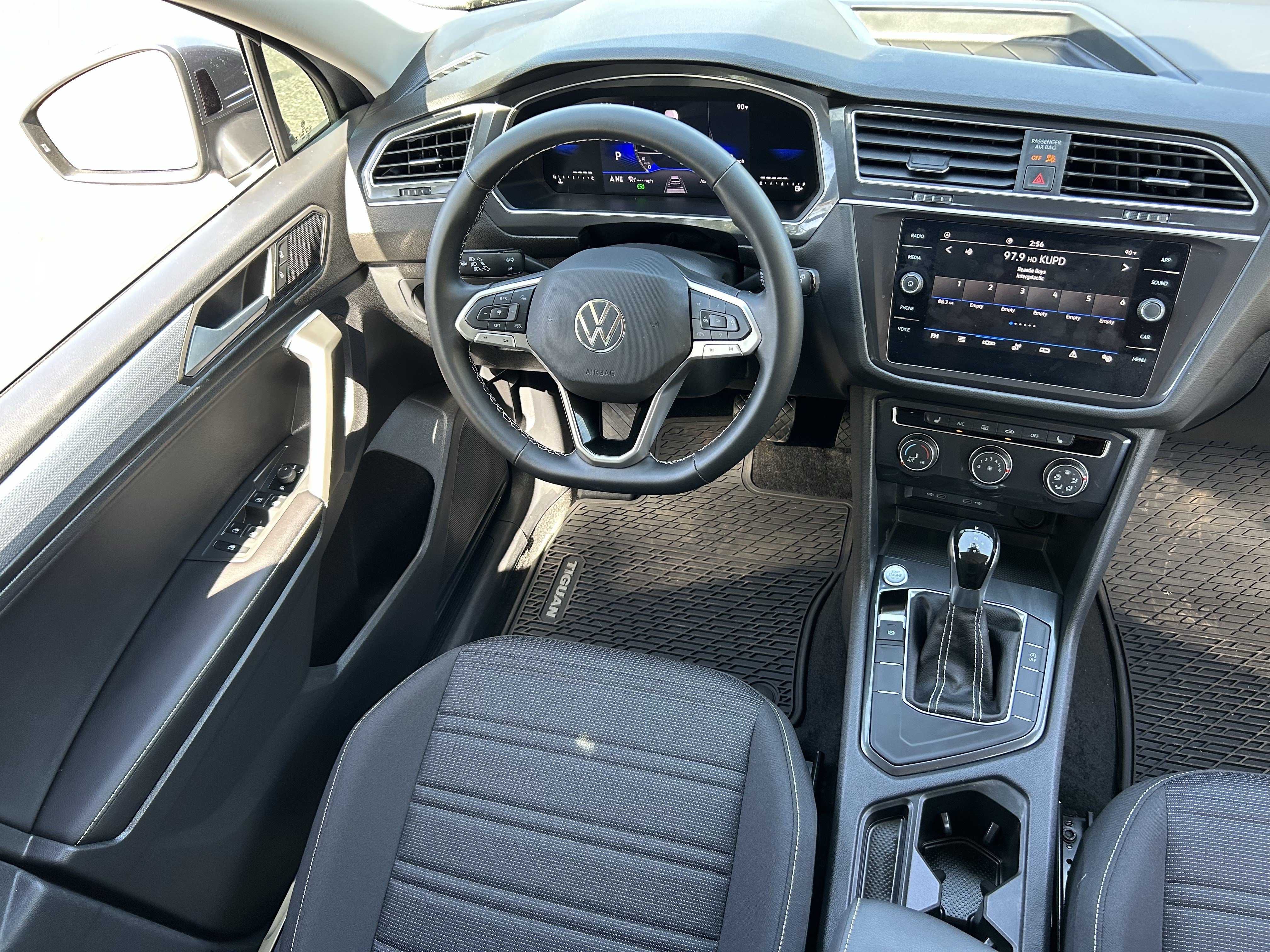 Used 2024 Volkswagen Tiguan S FWD image 12