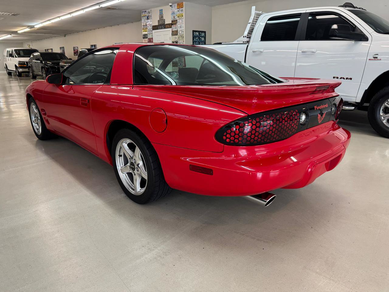 Used 2000 Pontiac Firebird Formula RWD image 5