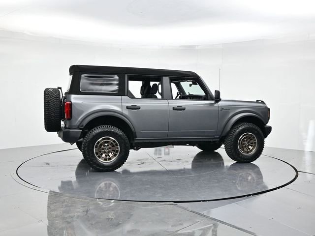 New 2025 Ford Bronco 4-Door image 3
