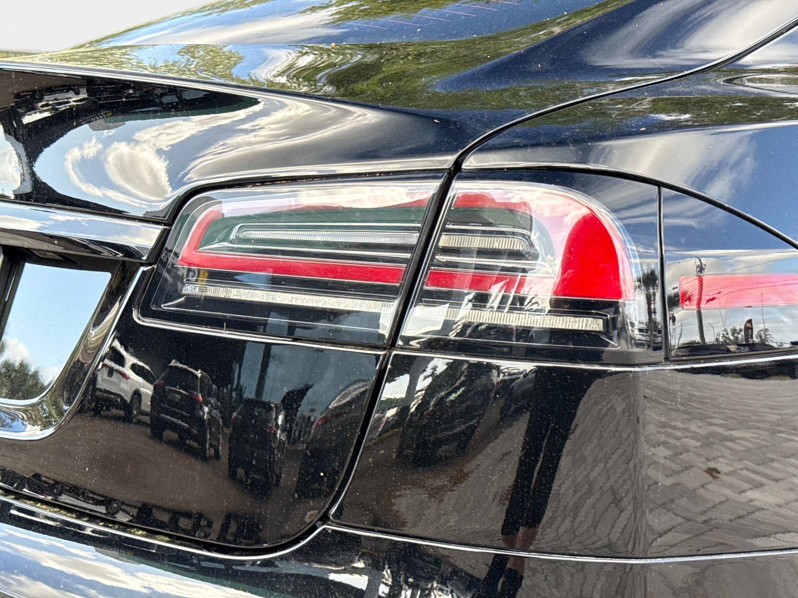 Used 2023 Tesla Model S image 16