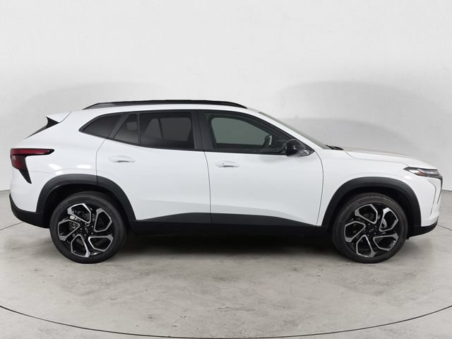 Certified 2026 Chevrolet Trax RS w/ Driver Confidence Package FWD image 4