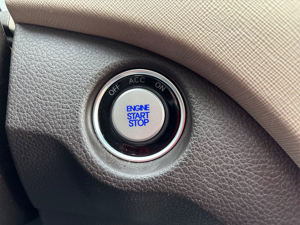 Used 2017 Hyundai Santa Fe Sport w/ 2.4L Tech Package 04 image 31