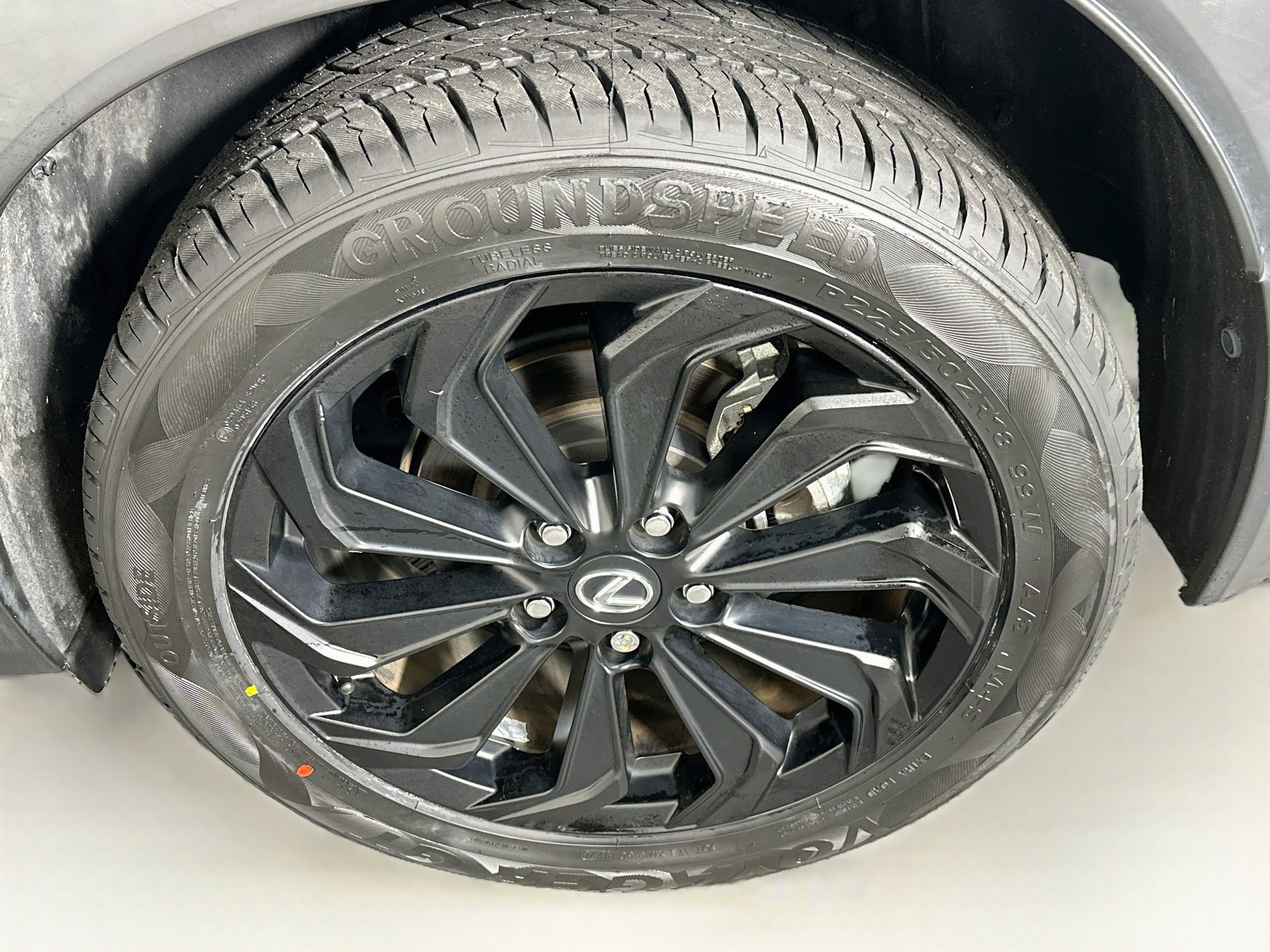 Used 2023 Lexus UX 250h AWD w/ Accessory Package (Z1) image 11
