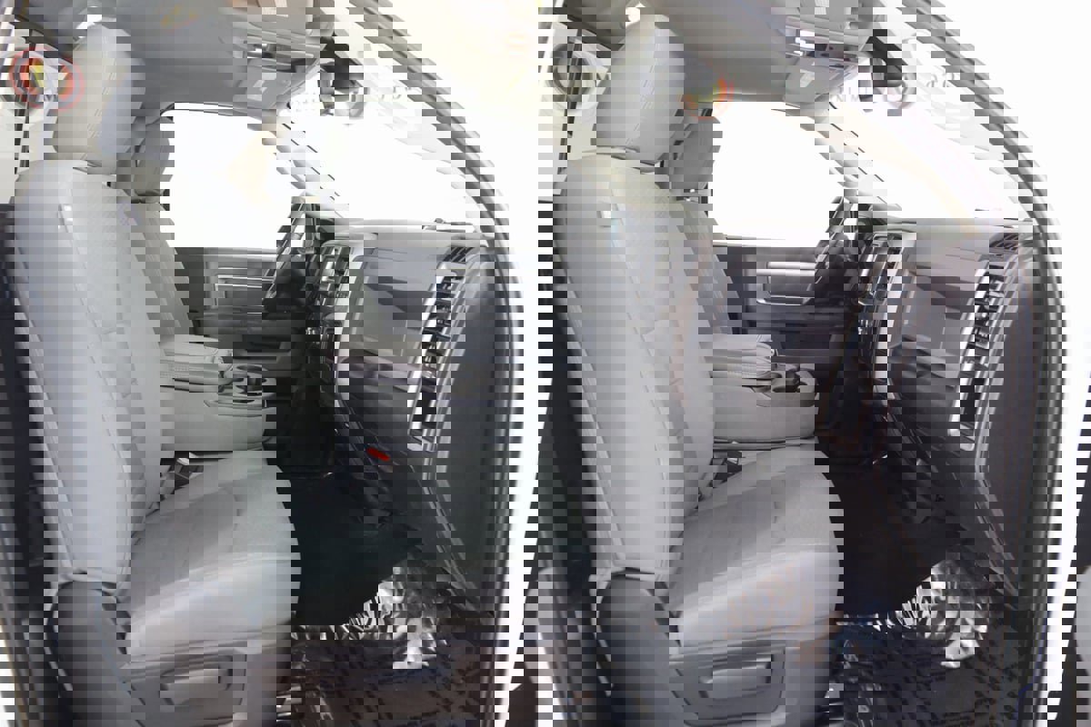 Used 2015 RAM 1500 Tradesman w/ Power & Remote Entry Group image 10