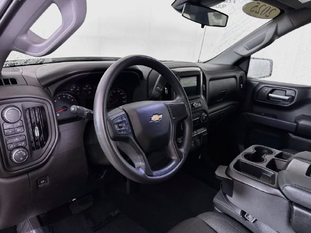Used 2025 Chevrolet Silverado 1500 Custom w/ Turbomax Blackout Package AWD/4WD image 10