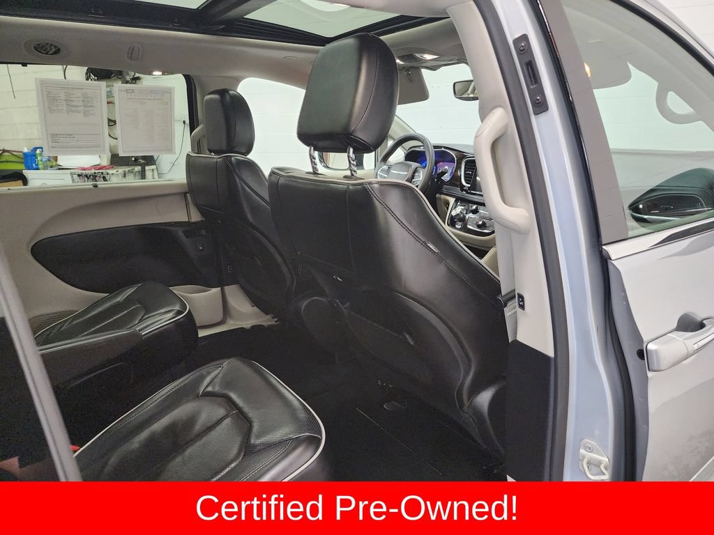 Certified 2023 Chrysler Pacifica Limited FWD image 33