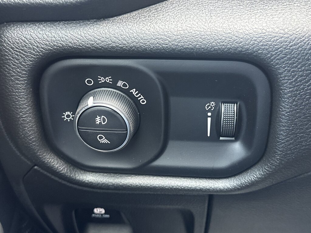 New 2025 RAM 1500 Tradesman image 15