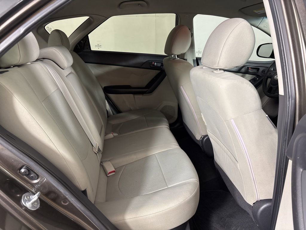 Used 2012 Kia Forte EX image 16