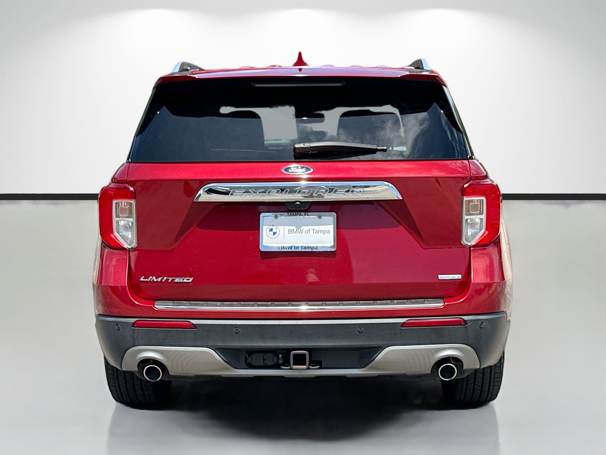 Used 2020 Ford Explorer Limited w/ Class III Trailer Tow Package RWD image 4