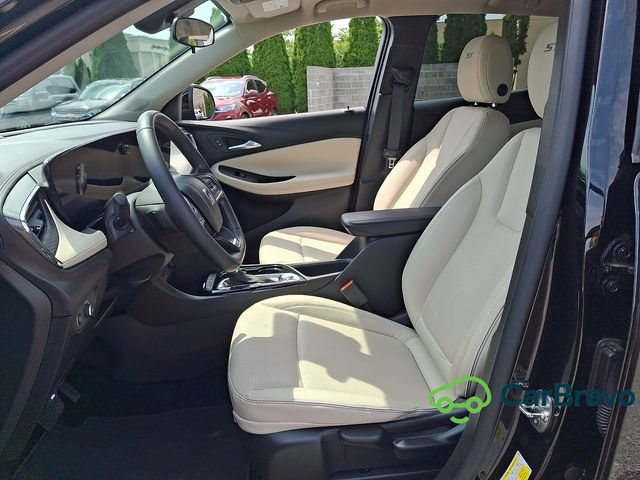 Certified 2024 Buick Encore GX Sport Touring FWD image 14