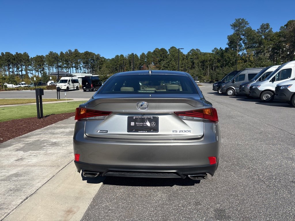 Used 2017 Lexus IS 200t image 5