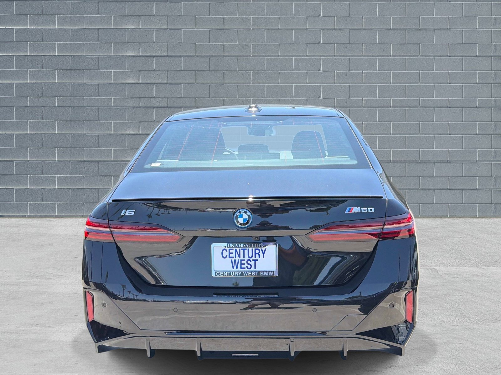New 2026 BMW i5 M60 w/ Premium Package AWD/4WD image 4