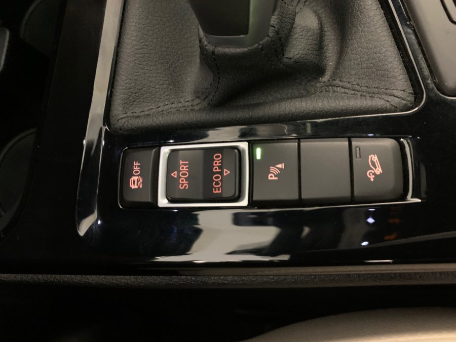 Used 2023 BMW X2 xDrive28i w/ M Sport Package image 34