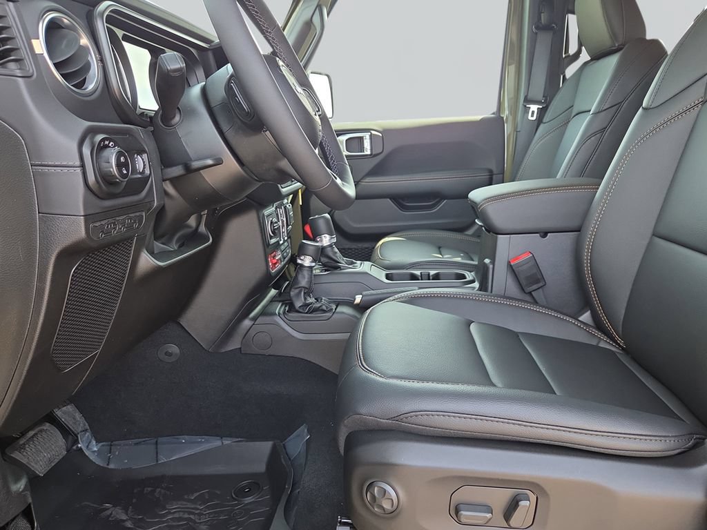 New 2026 Jeep Gladiator Willys AWD/4WD image 18