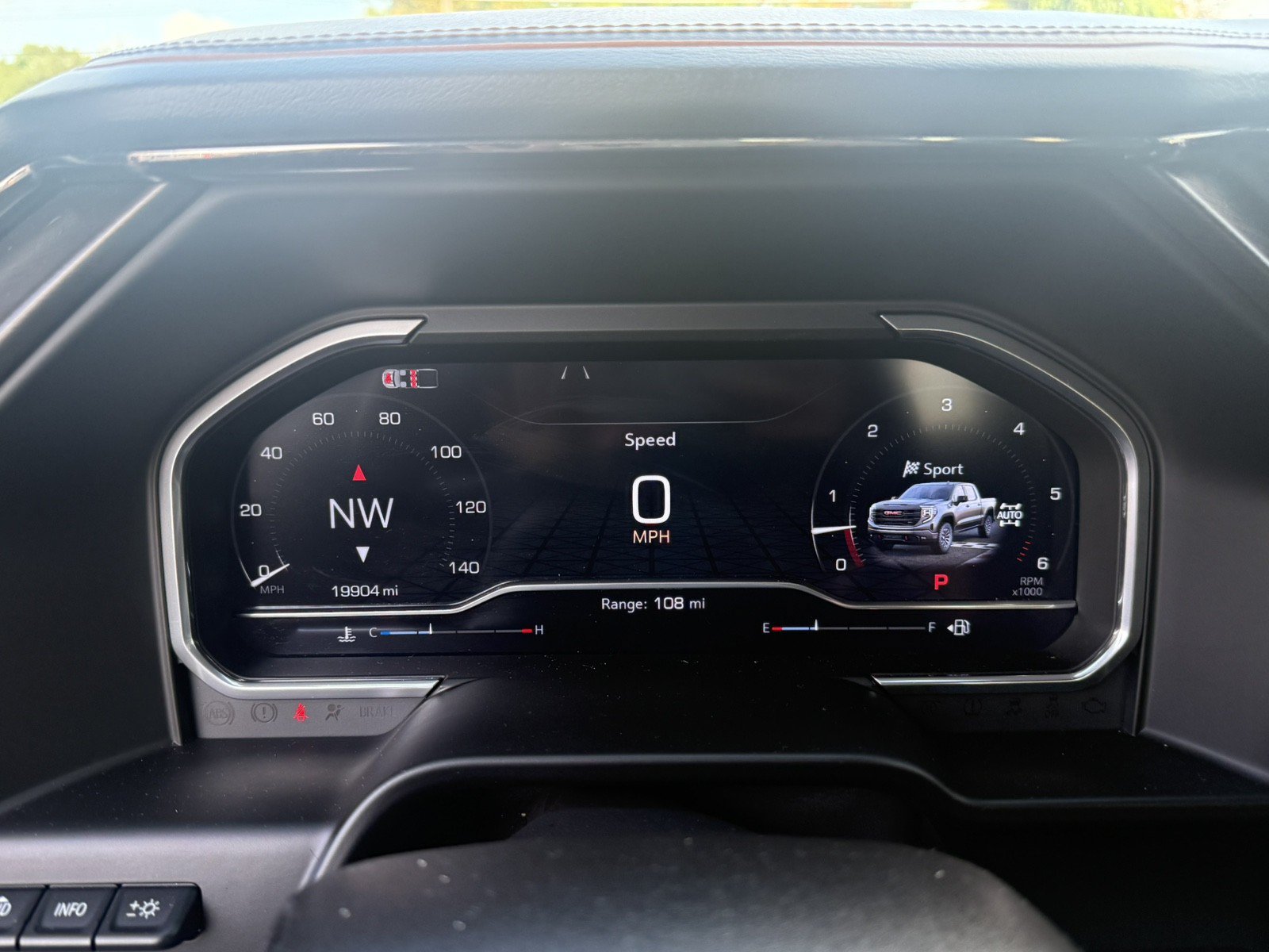 Used 2024 GMC Sierra 1500 AT4 w/ Technology Package AWD/4WD image 19