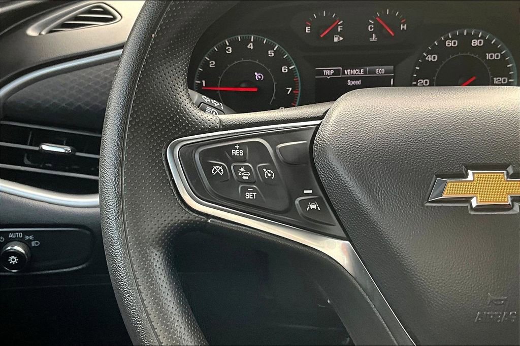 Used 2024 Chevrolet Malibu LT image 11
