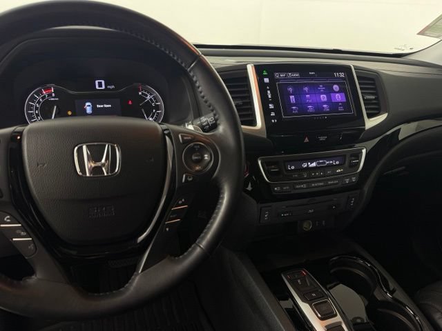 Used 2016 Honda Pilot Touring image 25