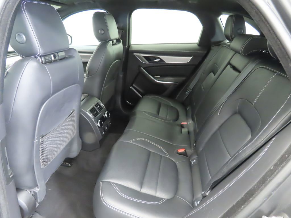 Used 2021 Jaguar F-PACE R-Dynamic S image 19