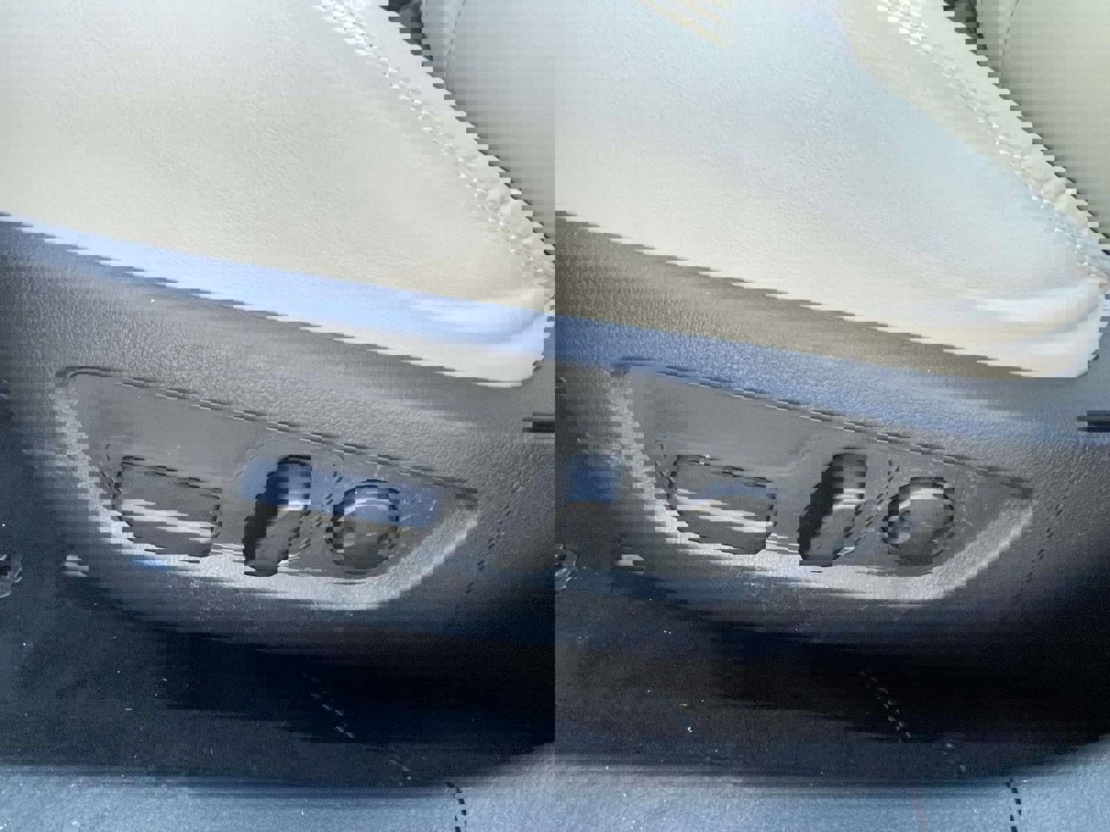 Used 2025 MAZDA CX-30 AWD 2.5 S w/ Preferred Package image 13