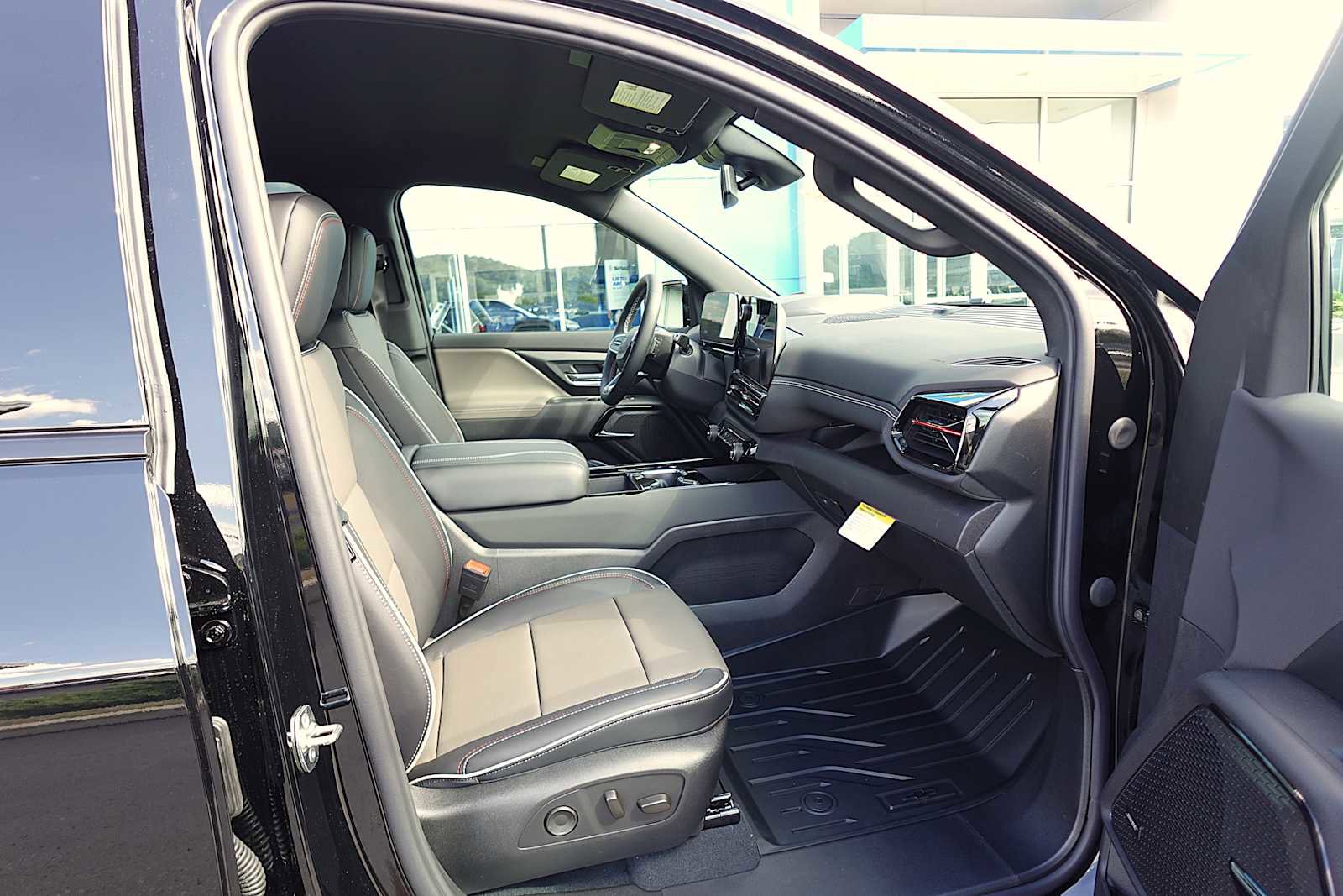 New 2026 Chevrolet Silverado EV Trail Boss w/ Plus Package AWD/4WD image 24