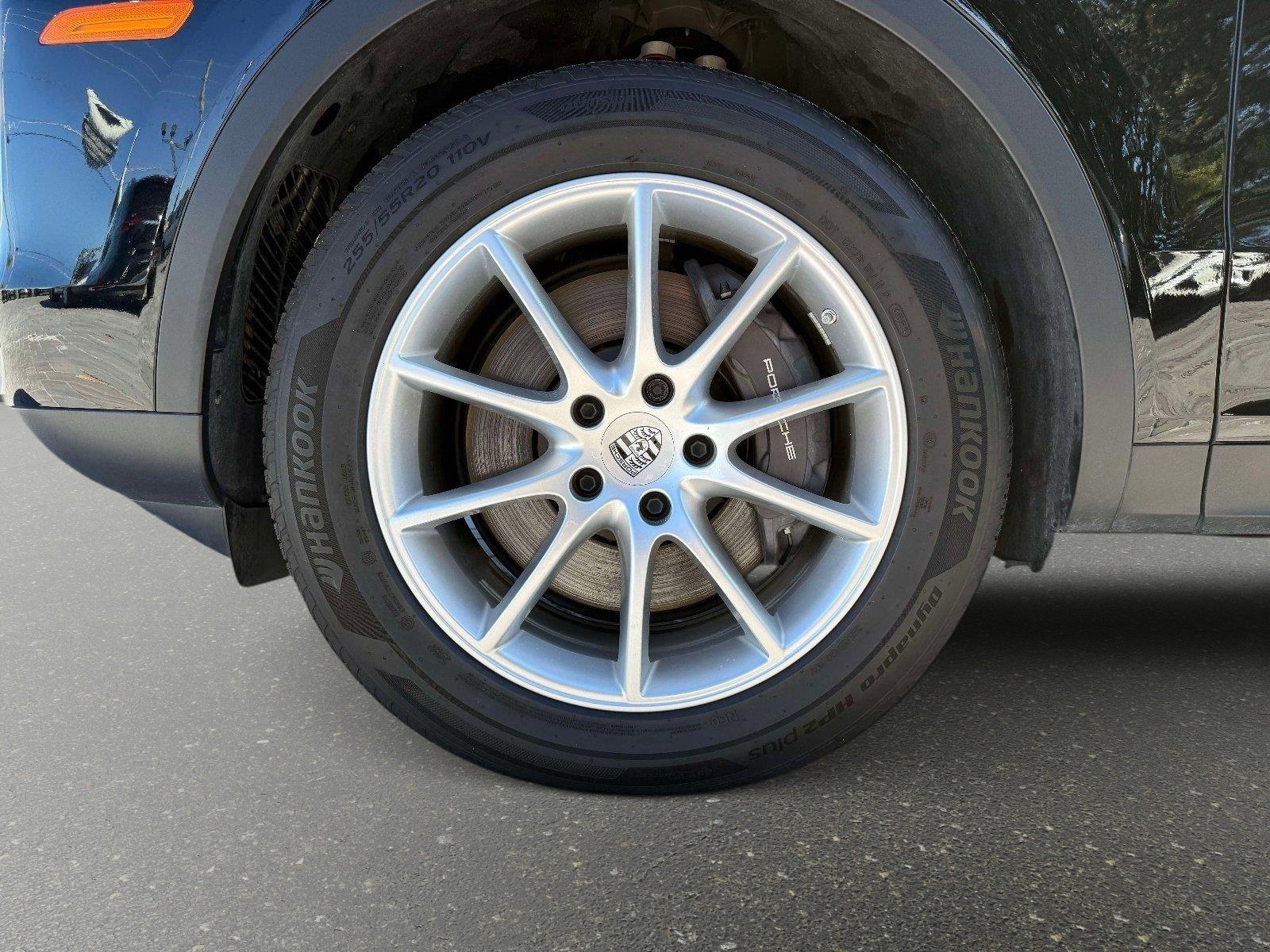 Used 2024 Porsche Cayenne image 13