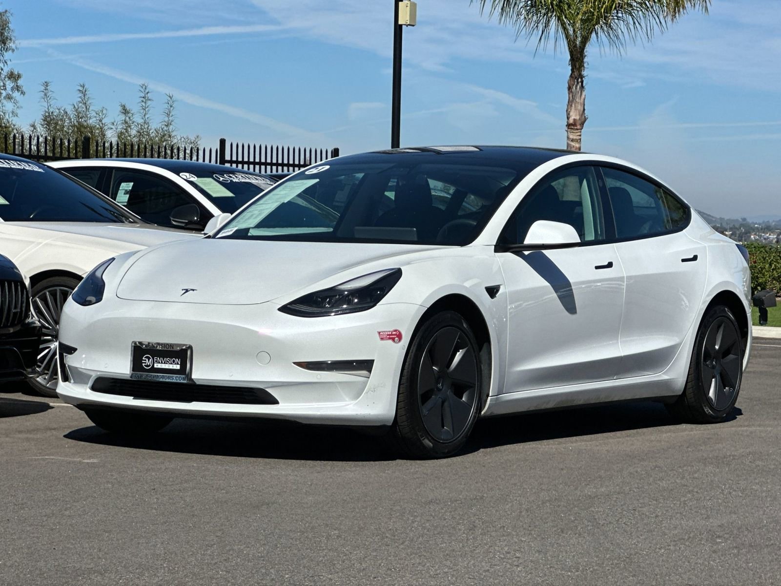 Used 2021 Tesla Model 3 Standard Range Plus image 7