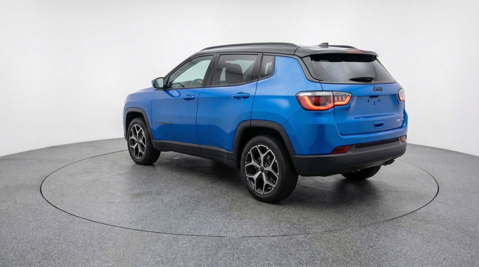 Used 2025 Jeep Compass Limited image 6