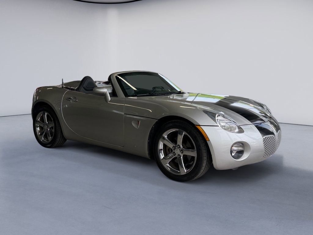 Used 2007 Pontiac Solstice Convertible w/ Premium Package image 7