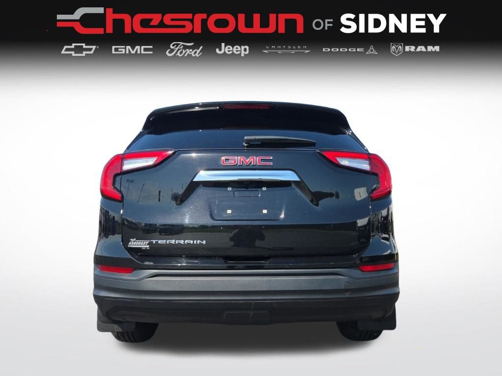 Used 2024 GMC Terrain SLE FWD image 14