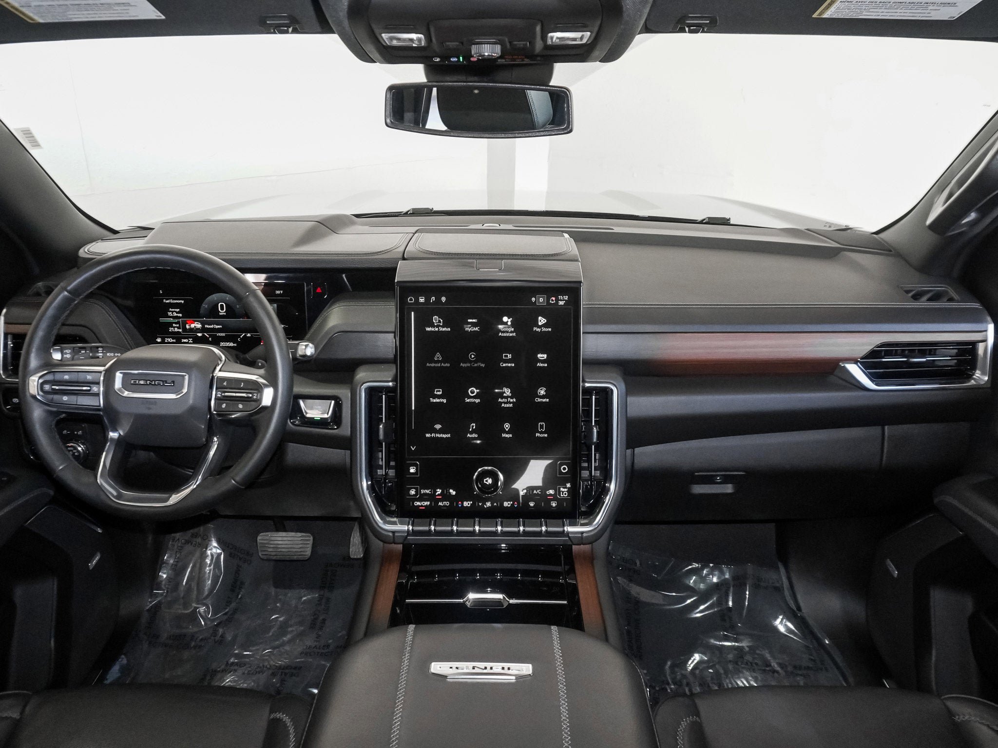 Used 2025 GMC Yukon Denali image 25