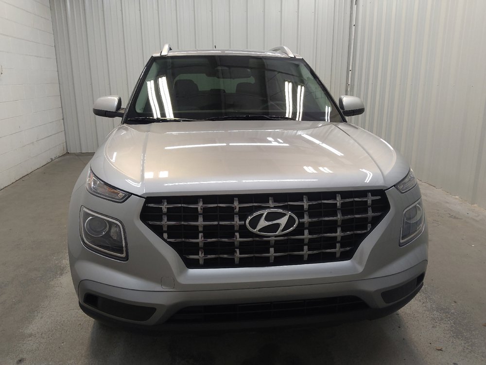 Used 2023 Hyundai Venue SEL FWD image 14