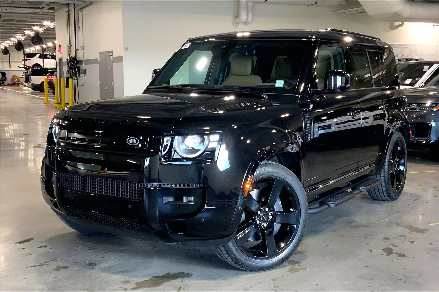 New 2026 Land Rover Defender 110 X-Dynamic SE