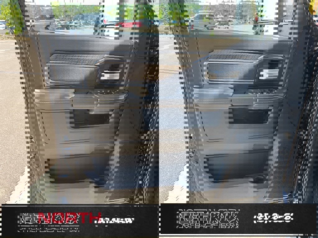 New 2025 RAM 3500 Big Horn image 5