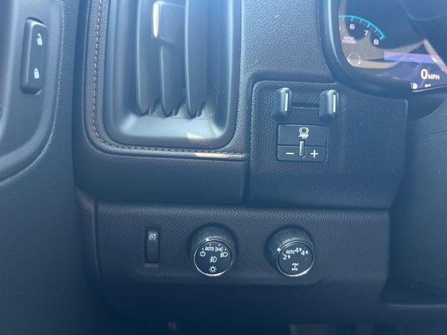 Used 2022 GMC Canyon AT4 image 13