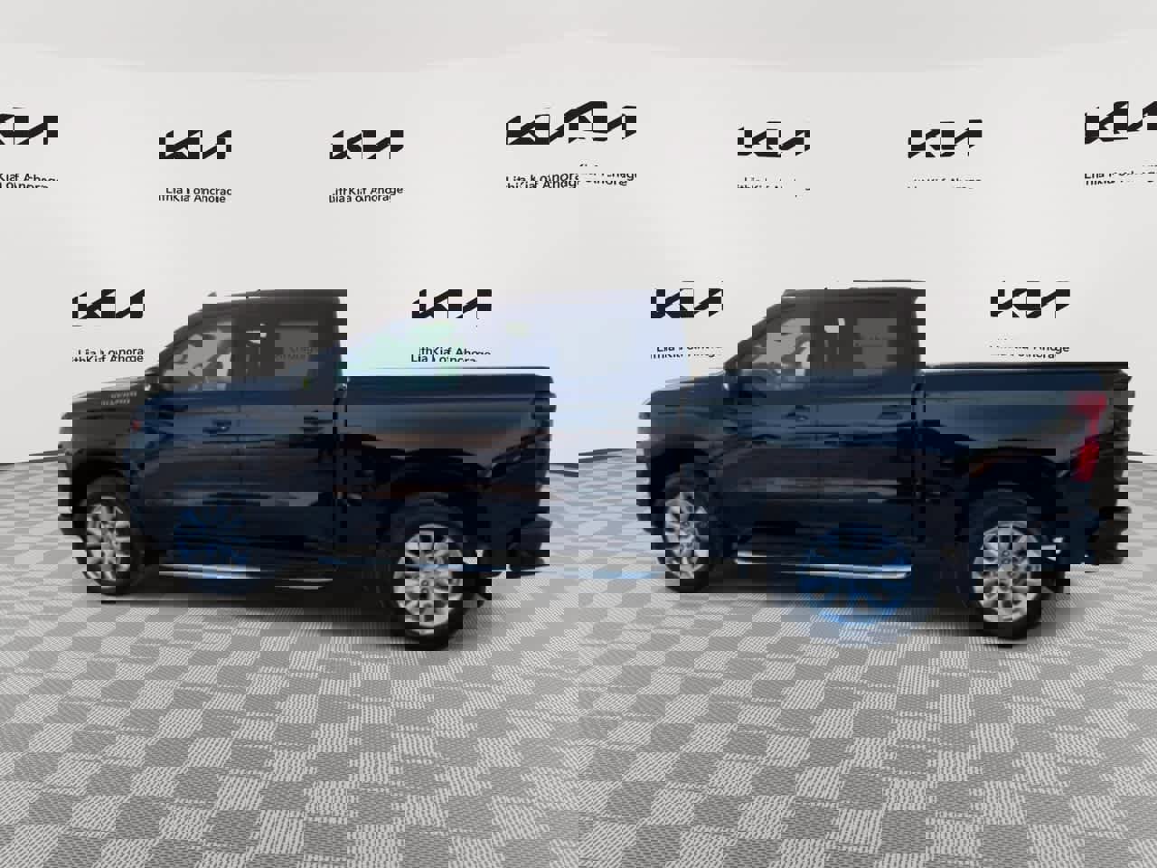 Used 2023 Chevrolet Silverado 1500 Custom image 6