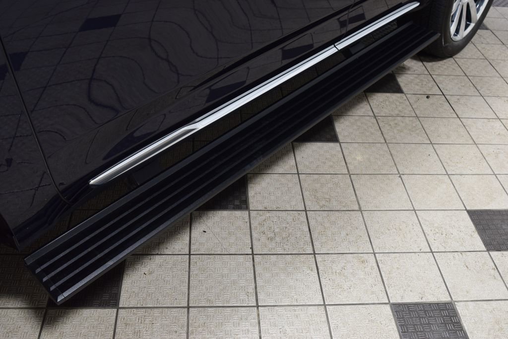 Used 2024 Cadillac Escalade Premium Luxury Platinum image 30