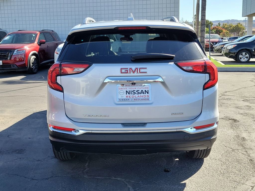 Used 2021 GMC Terrain SLT image 35