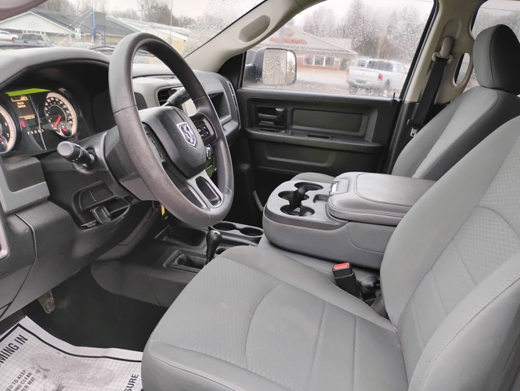 Used 2018 RAM 2500 Tradesman w/ Chrome Appearance Group image 5