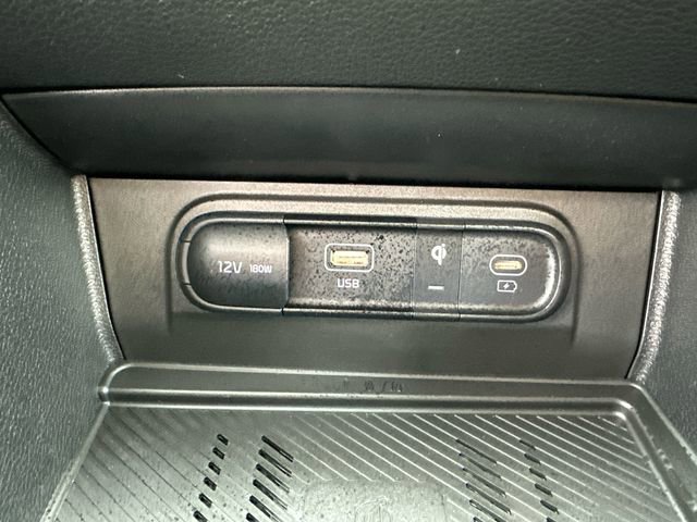 Used 2025 Kia Sportage EX image 37
