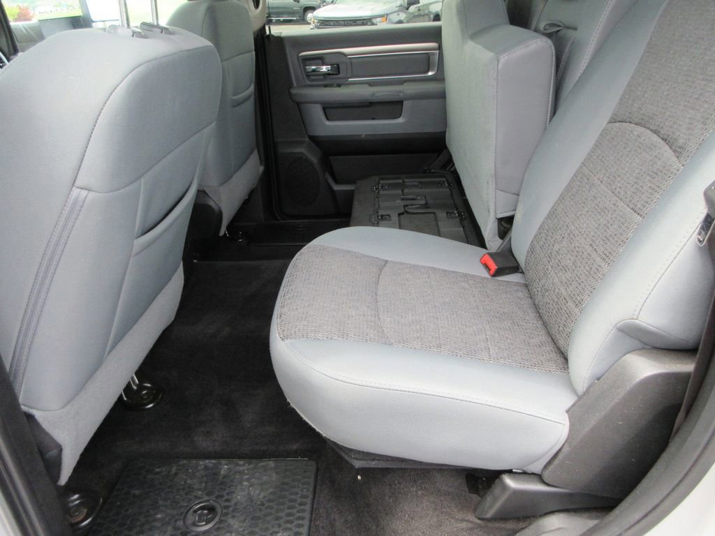 Used 2018 RAM 3500 Big Horn AWD/4WD image 16