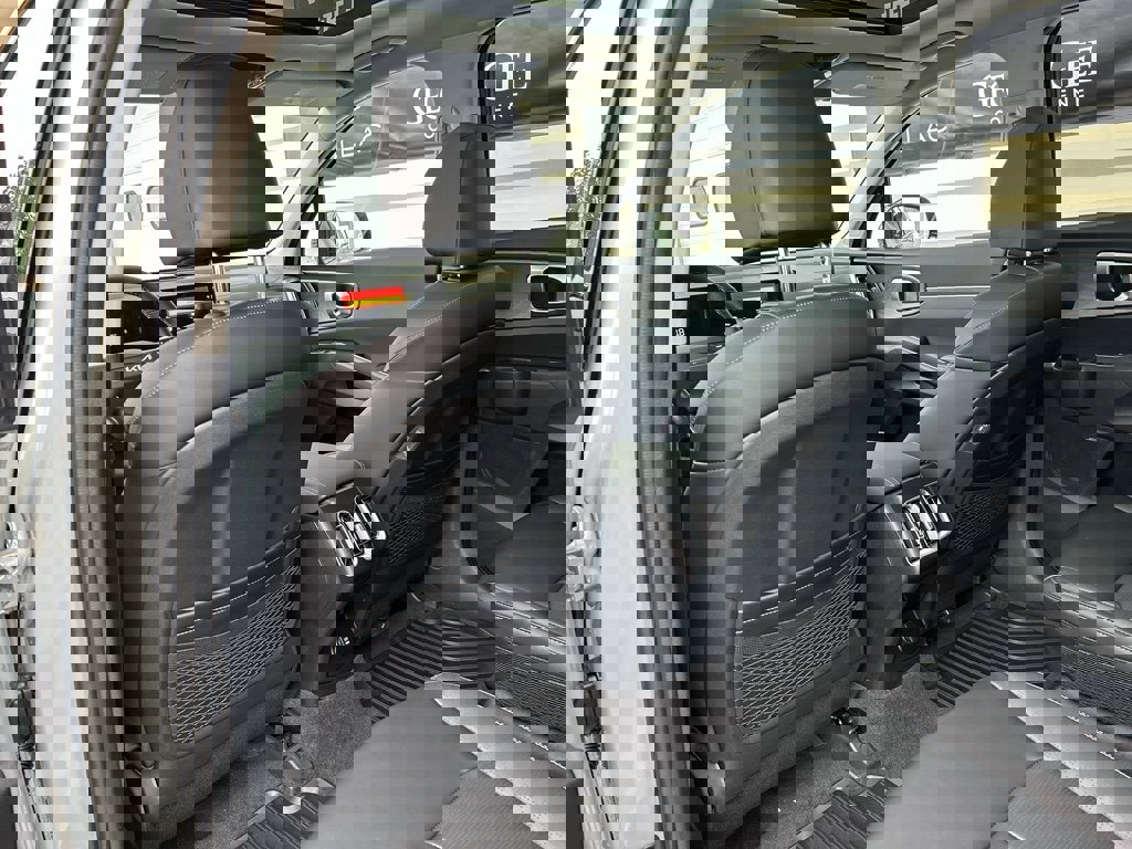 New 2026 Kia Sorento X-Line EX image 13