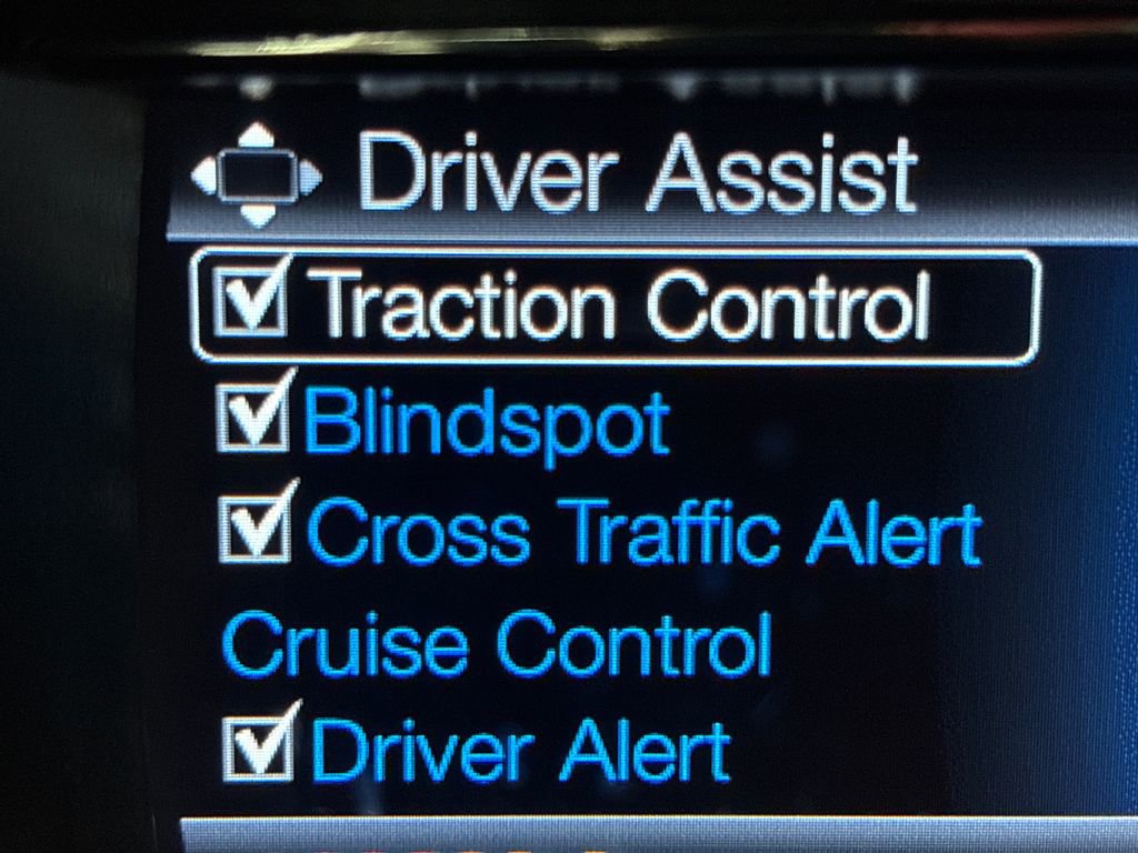 Certified 2019 Ford Explorer XLT w/ Equipment Group 202A image 27