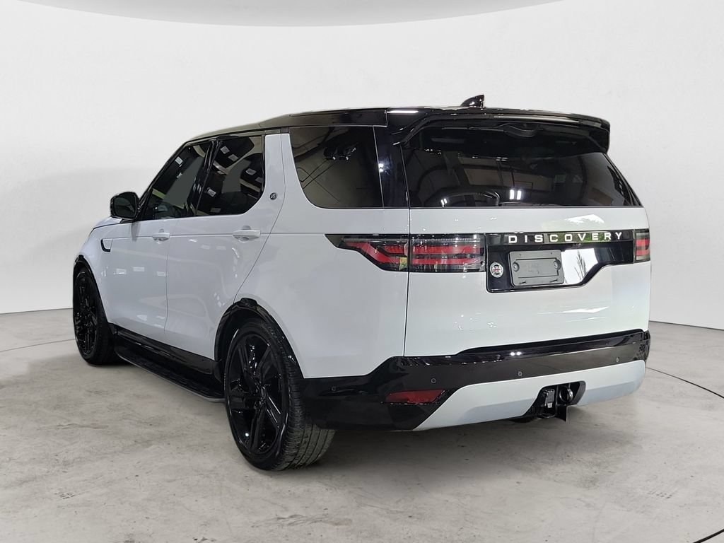 Used 2024 Land Rover Discovery Metropolitan Edition AWD/4WD image 3