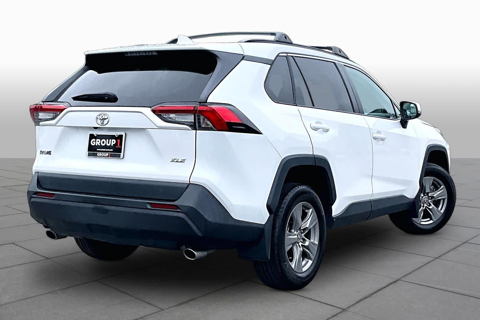 Used 2023 Toyota RAV4 XLE w/ Convenience Package FWD image 13