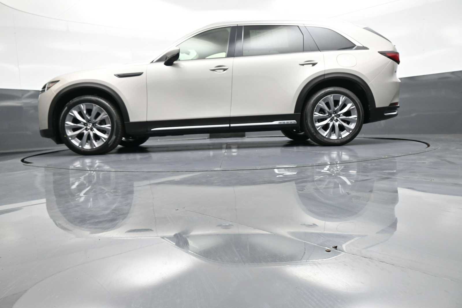 Used 2024 MAZDA CX-90 3.3 Turbo w/ Premium Package AWD/4WD image 36
