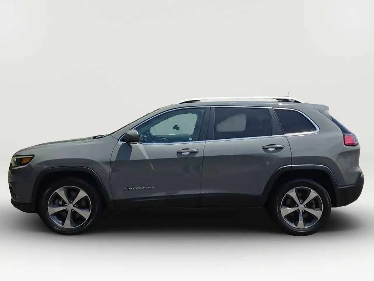 Used 2020 Jeep Cherokee Limited AWD/4WD image 5