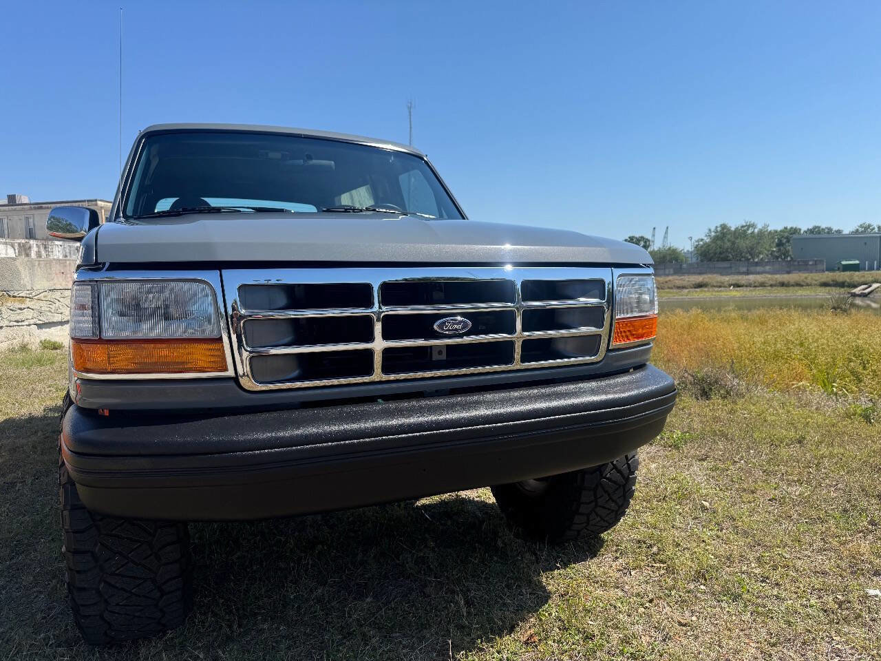 Used 1995 Ford Bronco XLT image 46