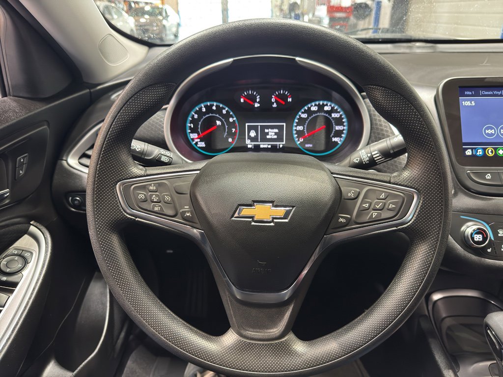Used 2025 Chevrolet Malibu LT image 19